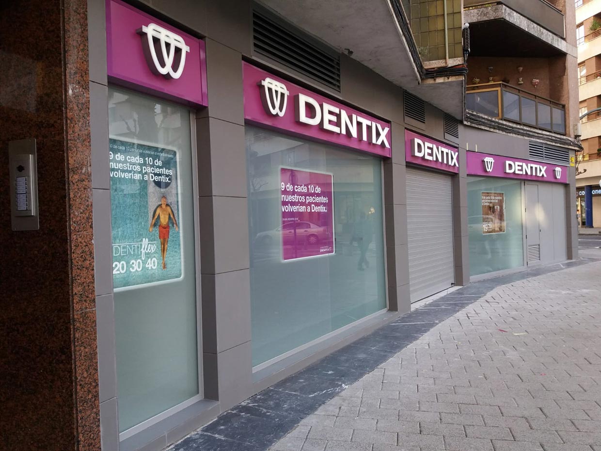 Obra y reforma de clínica dental Dentix en Bilbao